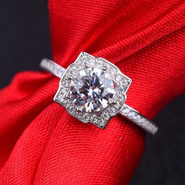 

yulem s925 silver class d 1 carat japanese and korean retro white personality women's ring, Slivery;golden