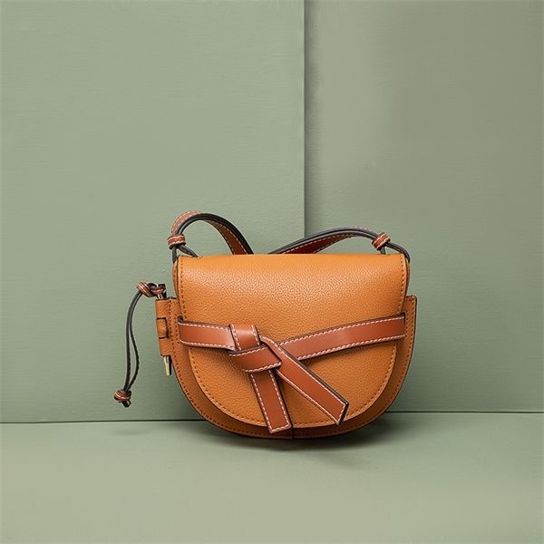 

women's saddle 2020 summer new style slant luxury textured bow messenger fashion shoulder bag designer handbag c0121