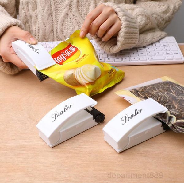 

mini heat sealing machine packing plastic bag impulse sealer seal portable travel hand pressure food saver owb2811