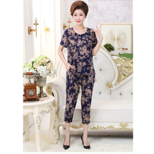 

mother's summer suitmiddle-aged and elderly women's silkt-shirt milk silkdresssummer milk silk ice silk cool short sleeve t-shirt, Gray