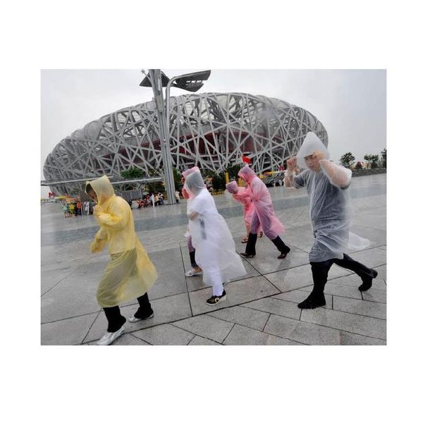 

disposable pe raincoats poncho rainwear travel rain coat rain wear gifts mixed colors wholesale qylxzs sweet07