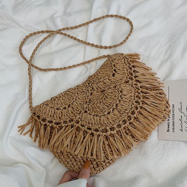 

new fashion fringed straw bag women casual crochet flower shoulder crossbody bag small straw flap bohemia tasse