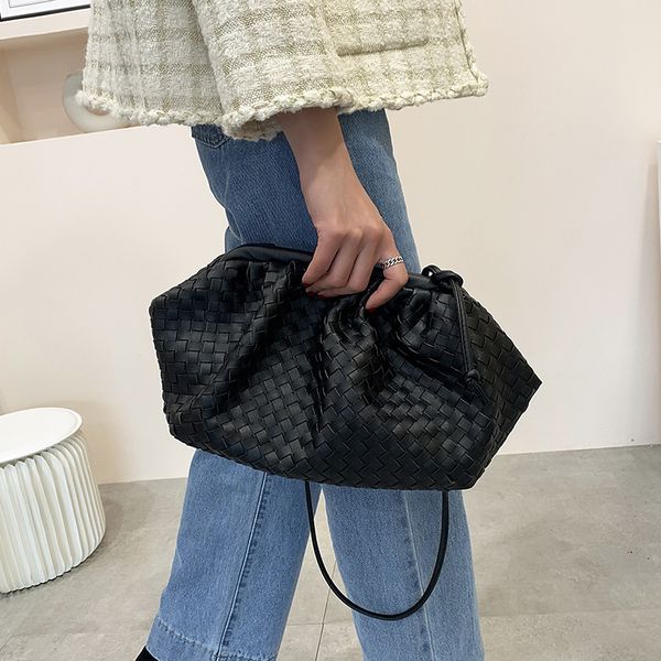 

women simple dumplings handbag retro fashion cloud female crossbody shoulder bag tide messenger bag clutch bag