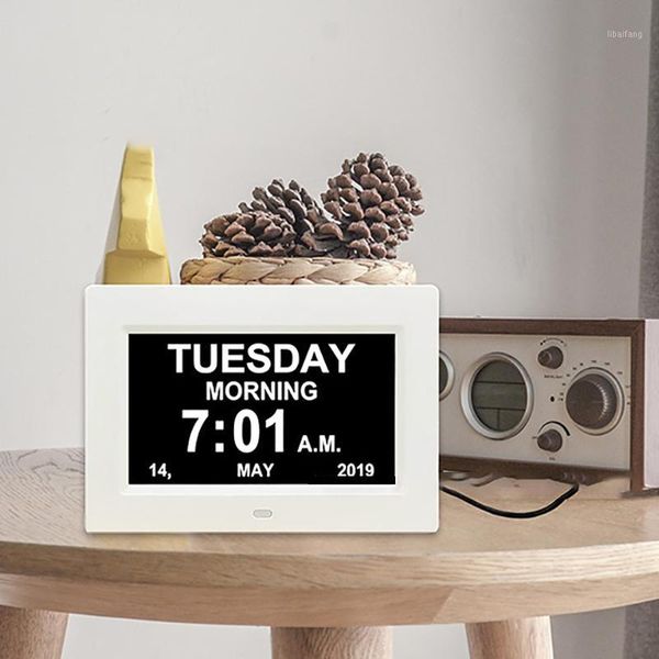 

music p video player 7 inch digital p frame digital clock alarm calendar1