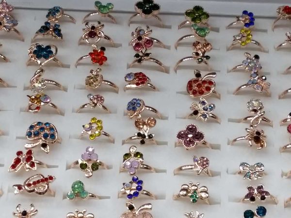 

factory5buorhinestone crystal spider ring cherry fruit animal mix size, Golden;silver