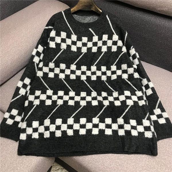 

luxury designer brand knitted sweater for women vintage o neck white grid black loose knitted pullover sweater1, White;black
