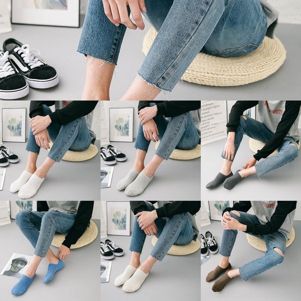 

pe89d men's new silicone invisible socks solid boat color dark thread shallow mouth invisible socks silicone antiskid men's summer, Black