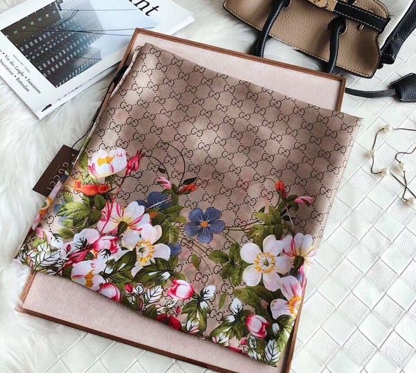 

в 2020 годе модный tencel шелковые платки в сочетании с красочными многофункциональными женскими платками, длинными летними платками and11, Blue;gray