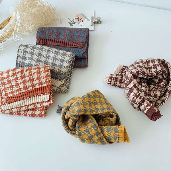 

block with korean scarf children's color knitted via2, Red;brown