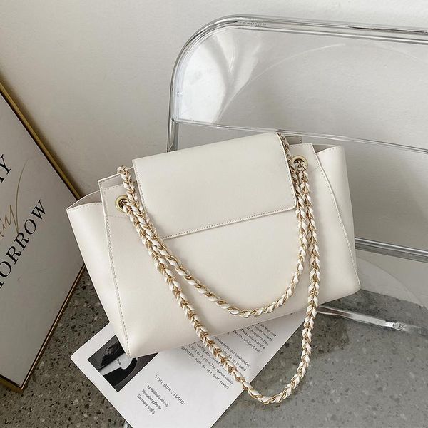 

simple large capacity women's bag women's bag 2020 new style fashion shoulder armpit net red popular messenger