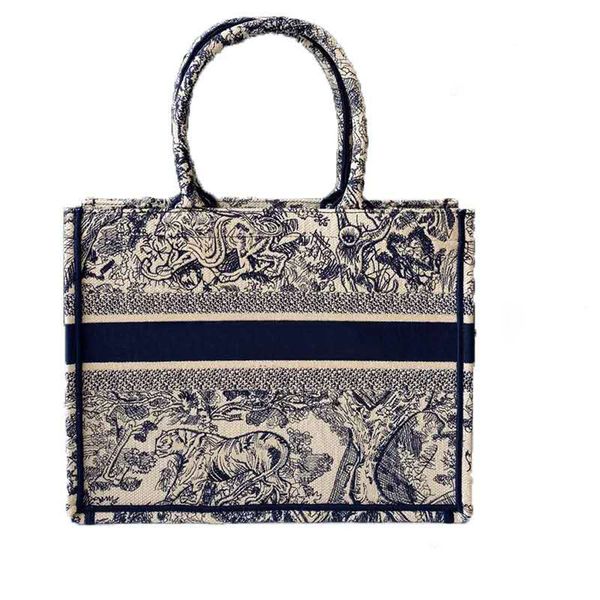 

2020 new embroidered tiger large capacity luxury big brand shopping bag handbag female bag handmade double-sided flower travel shoulder bag