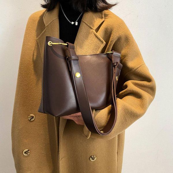 

bucket bag 2021 fashion new female tote quality pu leather women's designer handbag chain shoulder messenger bag