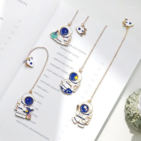 

1x kawaii moon walk astronaut metal chain bookmark mark of page stationery gift1