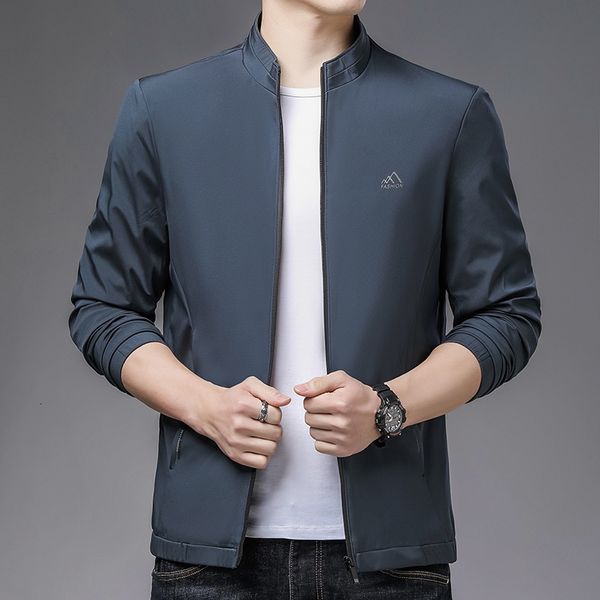 

2021 new fashion spring and autumn stand collar casual middle aged men's father jacket, Black;brown