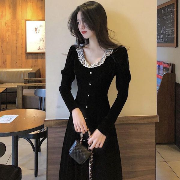 

new style lace velvet dress in spring 2020 looks thin, medium length long sleeve bottomed women's dress1, Black;gray