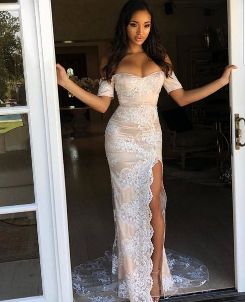 

setwell off the shoulder mermaid evening dresses sleeveless high split lace appliques sweep train prom party gowns, Black;red
