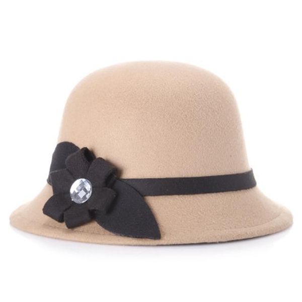 

2017 новая мода войлочные фетровых зимняя хаки черный ковшовые шляпы элегантные цветы повседневная шапки cloche для женщин девушки бесплатна, Black;white