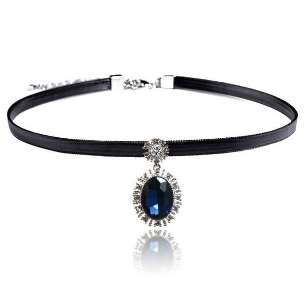 

oval large crystal pendant short necklace leather rope classic fashion simple romantic elegant party jewelry necklace for female, Golden;silver