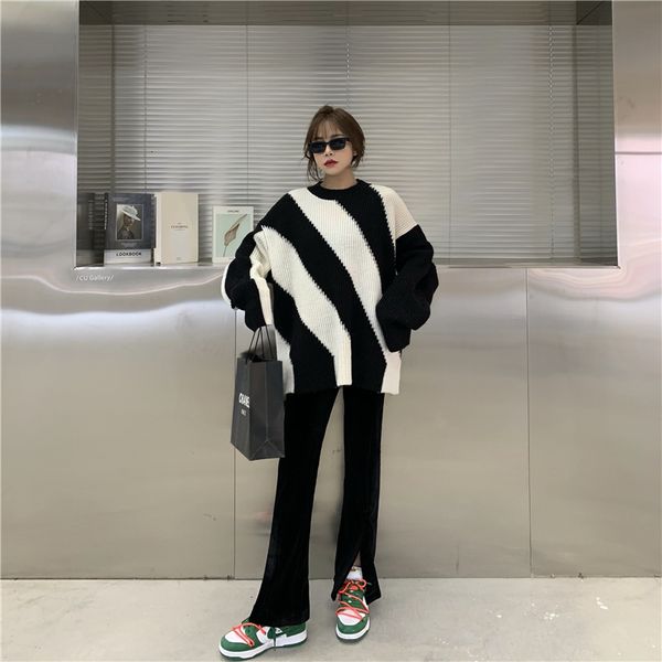 

2021 new coat assemblies of two oversized female knitting pieces striped the loose-neck mesh sweater-corded baggy pants jert, Gray