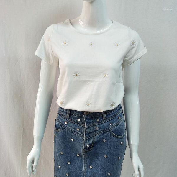 

women's t-shirt 2020 summer white daisy embroidered cotton short-sleeved t-shirt1