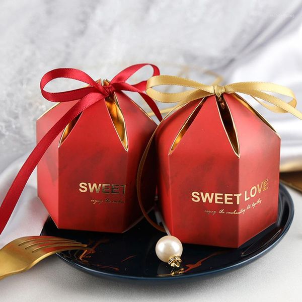 

imuparty hexagon yurt style gift box packaging in red green wedding favors candy box wedding decoration party supplies paper bag1