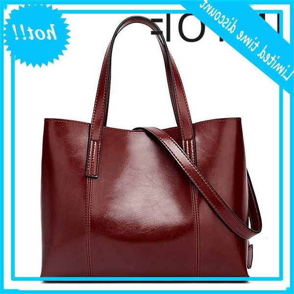 

capacity luxury handbags shoulders large cups hobo soft leather ladies crossbody messenger bag for women