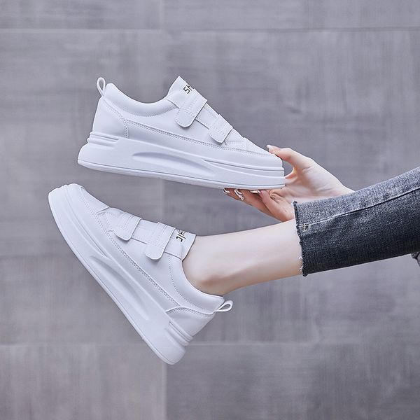 

black white spring womens sports shoes flat comfortable non-slip casual shoes small white shoes size 36-40
