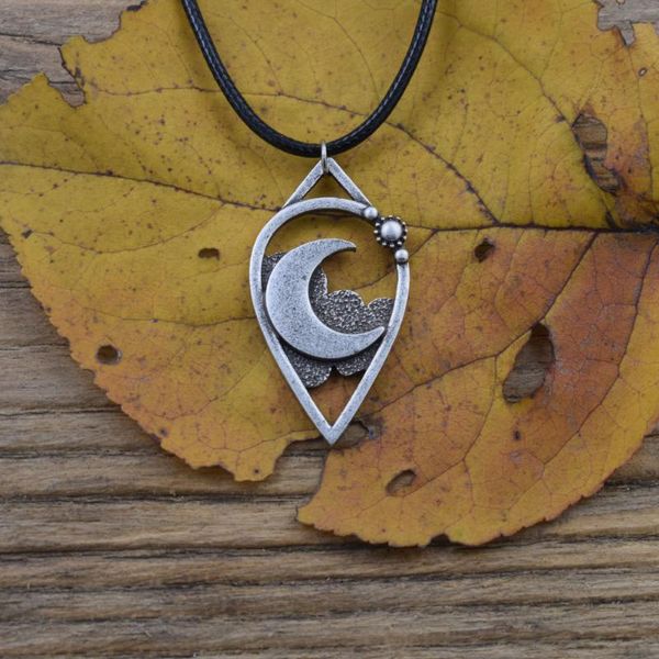 

chains 12pcs moon necklace woman jewelry, Silver