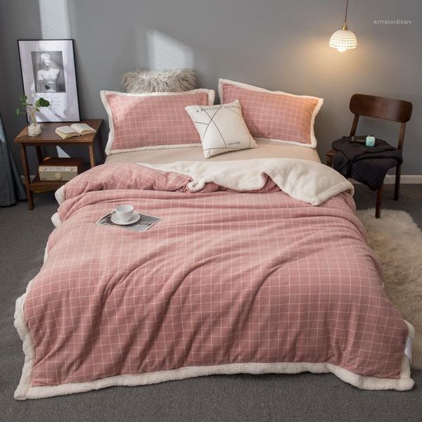 

double blanket single double quilt autumn and winter thick warmth towel quilt flannel nap sofa cover blanket1