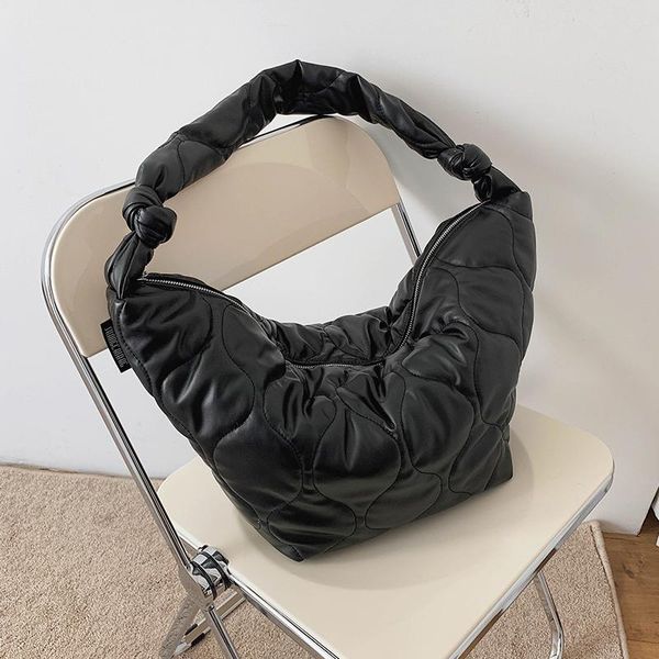 

high capacity pu leather crossbody bags for women 2020 winter trending shoulder handbags luxury chain korean handbag