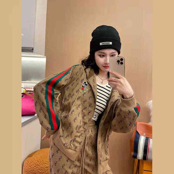 

2022 factory wholesale new hooded sweater women's spring and autumn student coat two-piece set leisure wide leg pants net red suit fash, Gray