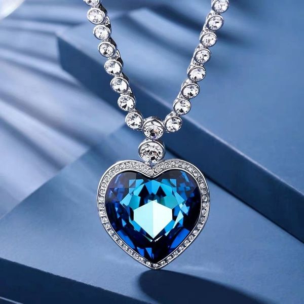 

classic and elegant high-end austrian crystal ocean heart new blue necklace, Silver