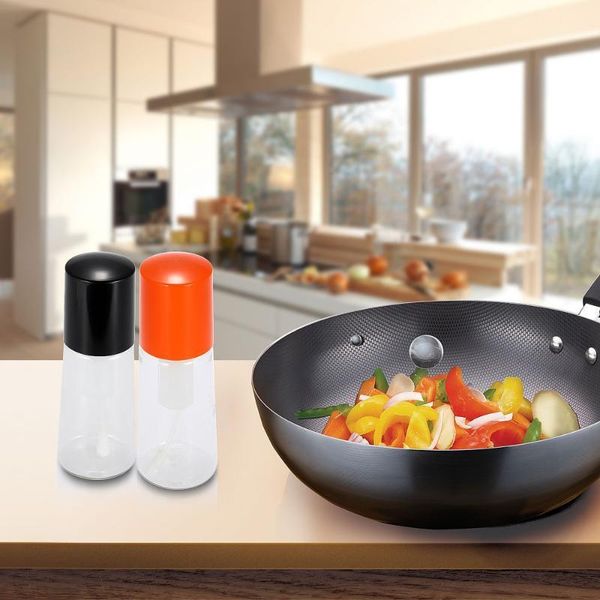 

durable plastic practical and convenient for oil vinegar and other liquid olive oil spray bottle kitchen cooking tools1