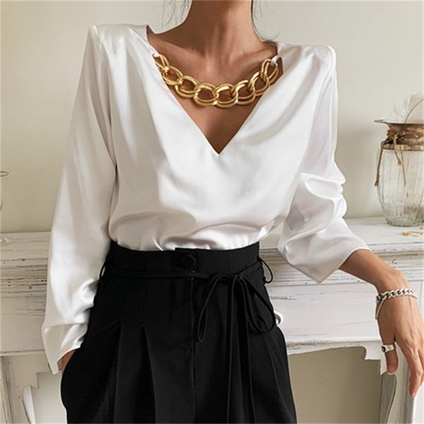 

2021 new korean chic niche temperament v-neck metal chain decoration slim long-sleeved front and back shirt jepd, White