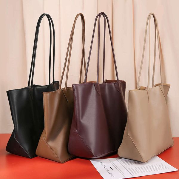 

luxurys designers 2021 new style daughter large capacity women's shoulder bag