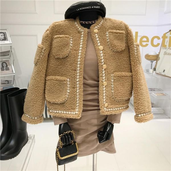 

2020 korean version of loose temperament ladies complex short thick fashion lamb coat1, Black