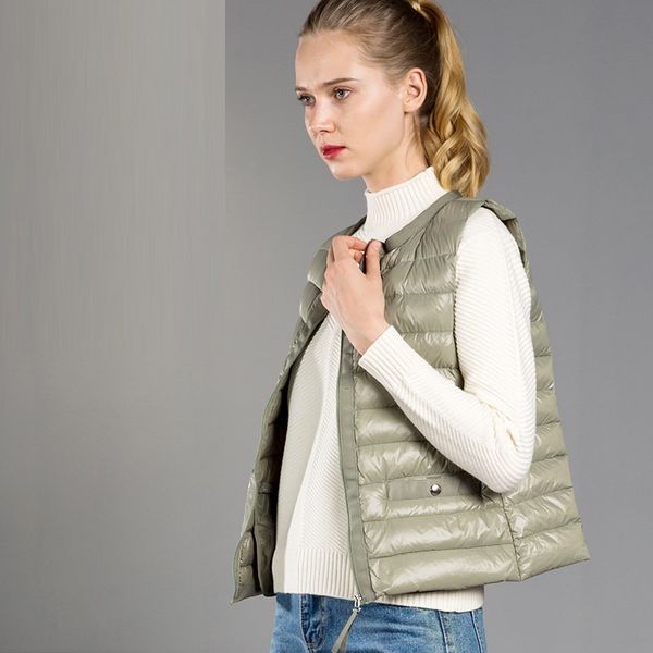 

2021 new women sleeveless coat winter ultra light white duck down female slim vest women's windproof warm waistcoat lg9s, Black