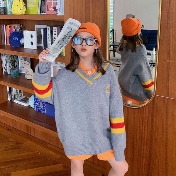 

girls new cuhk fashion wear college wind label contrast color v-neck sweater autumn and winter children's, Blue