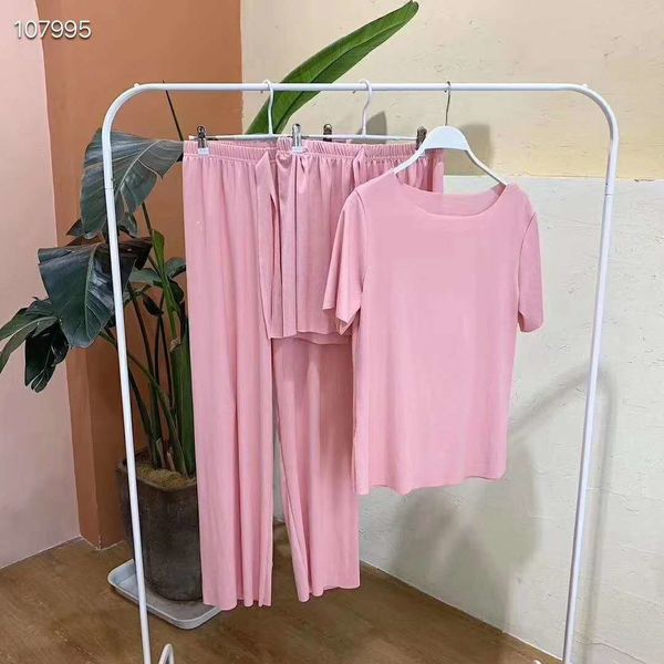 

three piece set of short sleeves + + pants luminous shorts and shorts glittering brick lazy suit for home and outdoor wear nzhzw, Gray