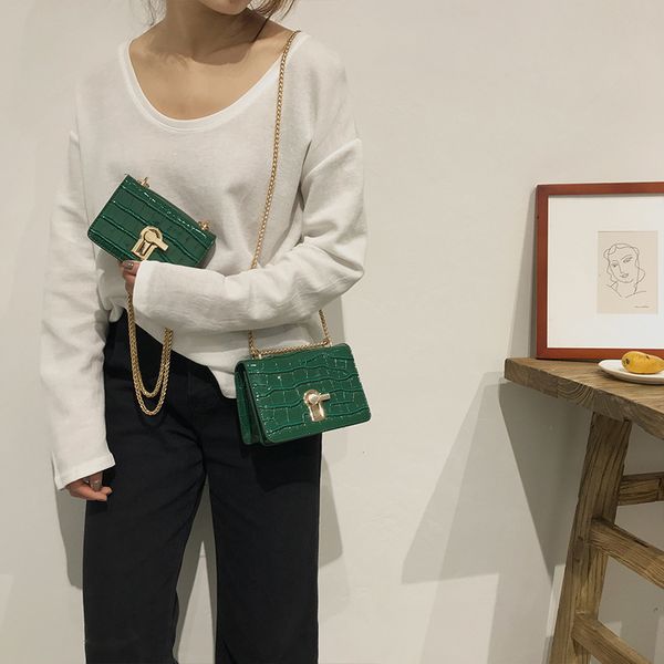 

small bag women's 2019 fashion alligator chain small square bag french niche design single shoulder crossbody bag fashion c1114