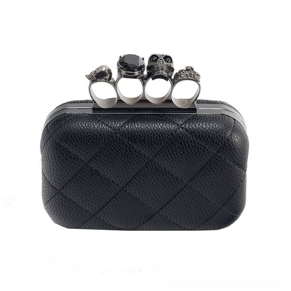 

tf88f dbuqn new hand holding skull bagbag ring hand holding dinner chain bagshoulder shoulder head women's bag 2019