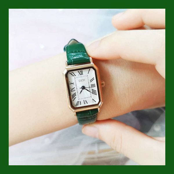 

belt simple women's fashion small quartz watch 2020, Slivery;brown