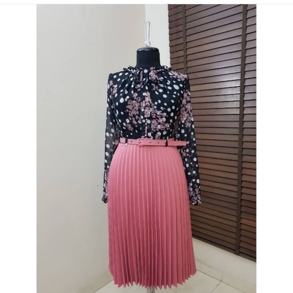 

женского шифон небольшого цветочного цвета подол плиссированных шифон женских aline платье из бисера бисера beadedsmall цветочного цвета под, Black;gray