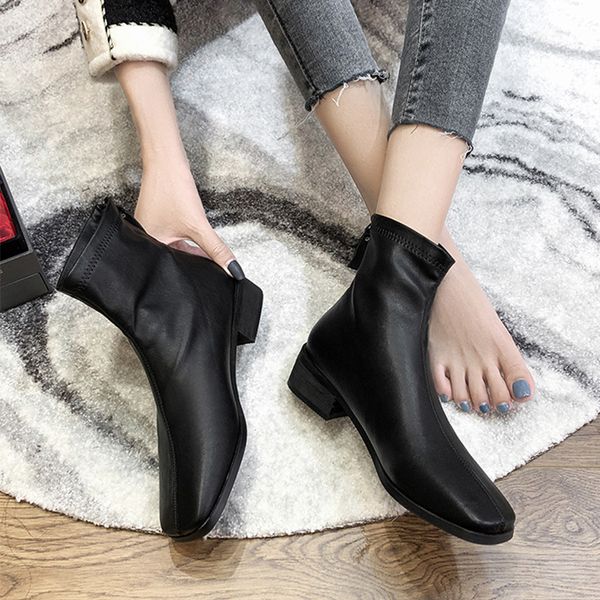 

square head thick short women's middle heel 2020 new versatile back zipper soft leather boots, black thin boots