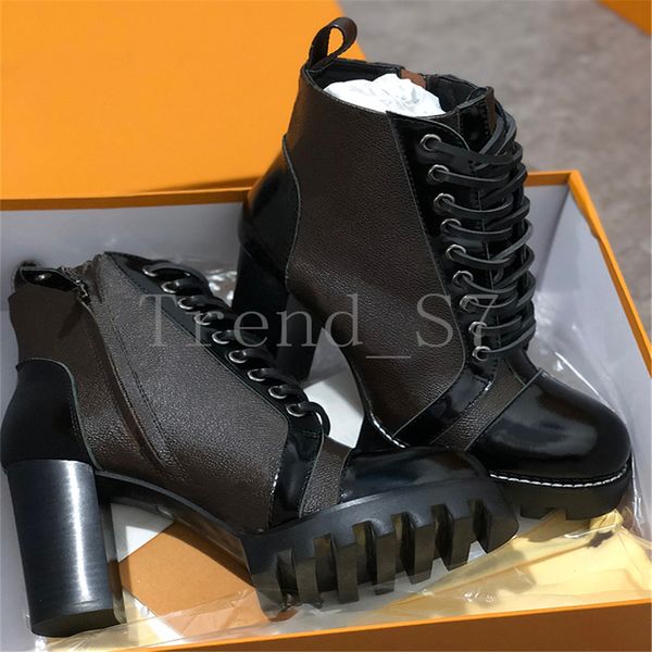 

original style world tour desert boot women boots platform boot spaceship ankle boots 5cm heel flamingos medal martin boots heavy duty soles, Black