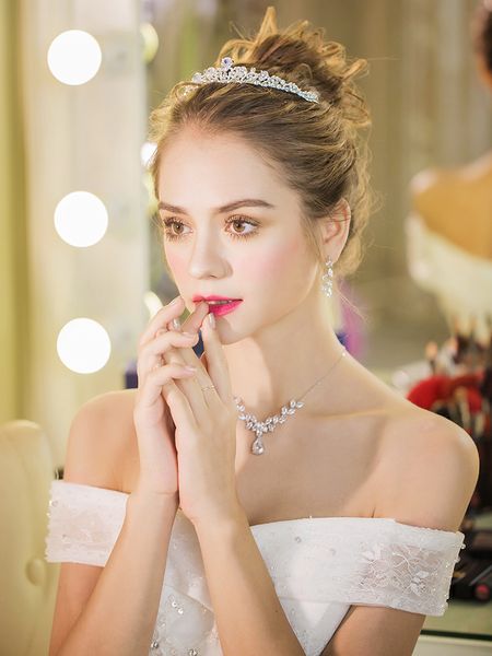 

three pieces of bridal crown and headdress set 2020 new zircon super fairy korean wedding dress hair accessories, Silver
