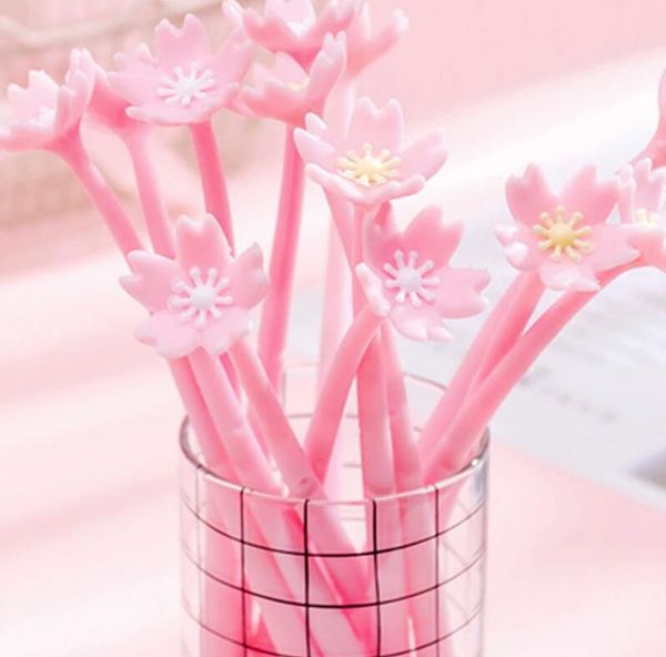Penna gel creativa in morbido silicone Firma carina Fiore romantico Fiore di ciliegio Penna Regali per studentesse Forniture scolastiche GC758