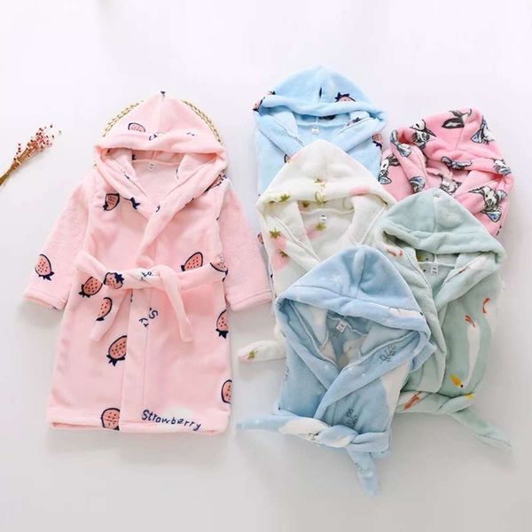 

bathrobe cartoon boy autumn flannel and winter / girl baby hooded nightgown children's coral veet pajamas housewear pkqt, Blue;red