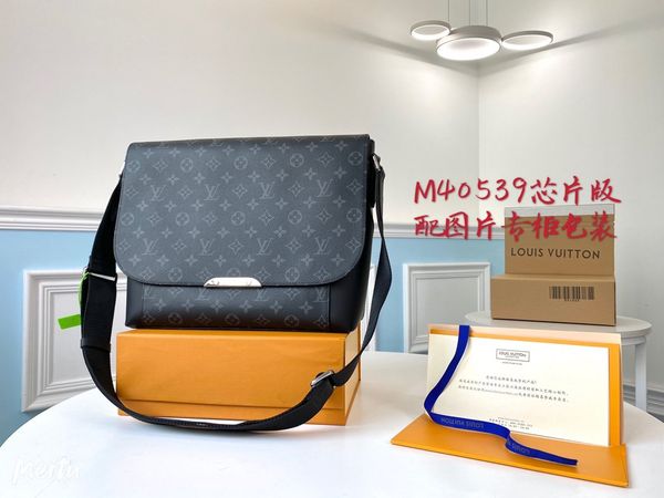 

40539fashion love heart v wave pattern satchel shoulder bag chain handbags crossbody purse lady leather classic style tote bag with gift bag