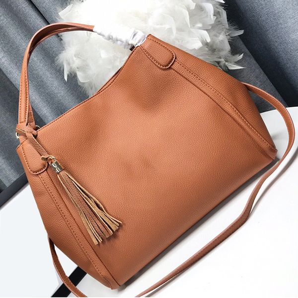 

luxurys fashion shoulder bags large designers bags lether decoration 3 colours interior zipper pocket women luxurys designers crossbody bags